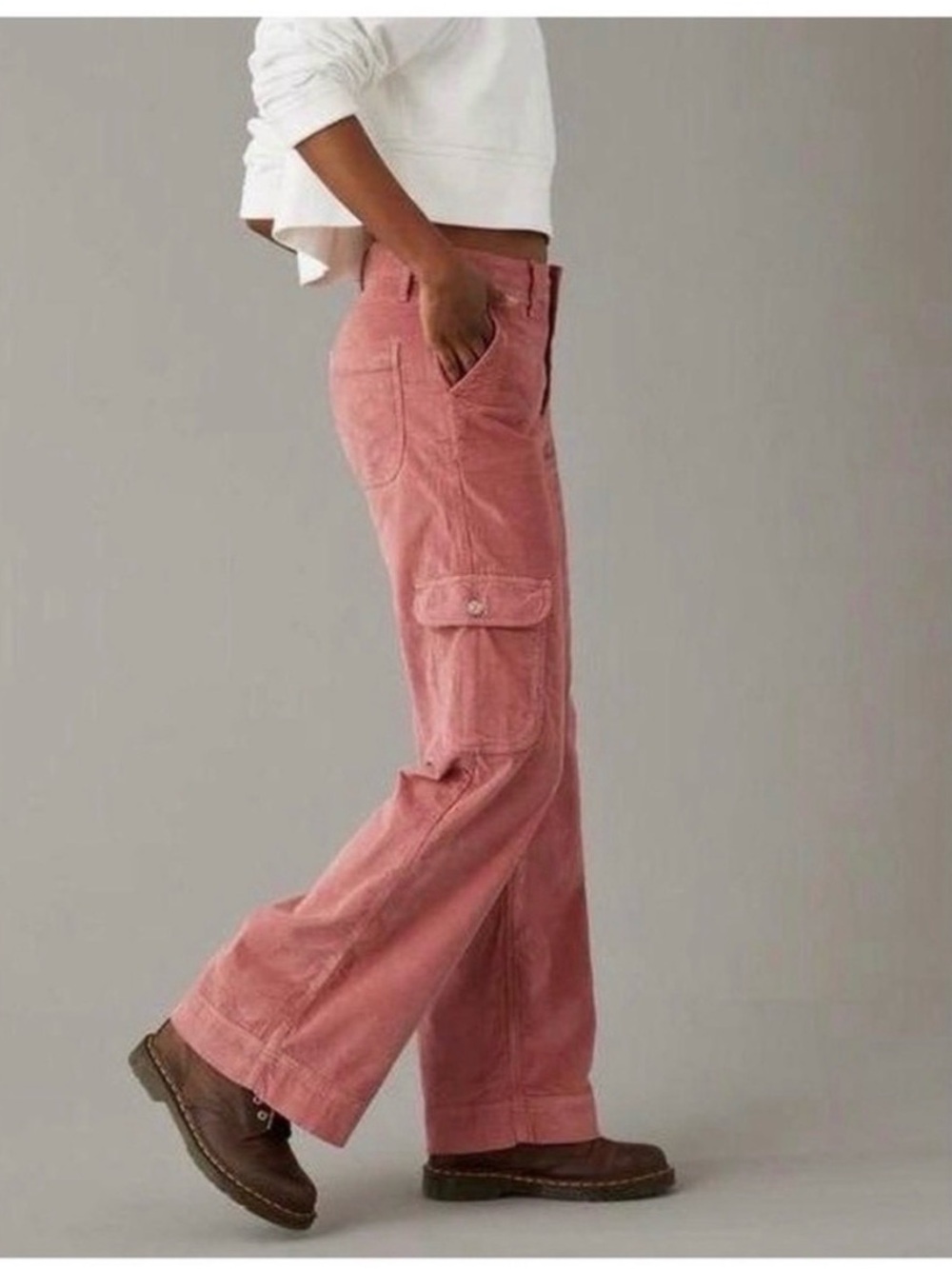 American Eagle Super High Rise Baggy Wide Leg Pink Corduroy Cargo Pants 4 Short